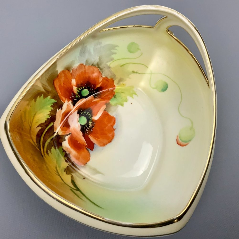 Antique Nippon Hand Painted Poppies Triangular Bowl - Picture 5 of 16